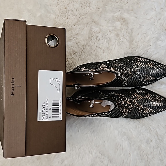 *SOLD* Paolo Westly Black Platinum Snake Print Leather Booties, size 6, NEW, NWB - Picture 15 of 16